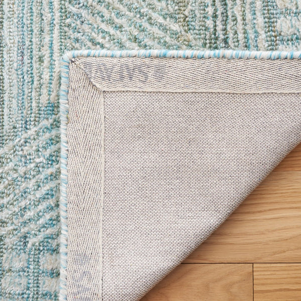 Safavieh Marquee 107 Hand Tufted Polyester Pile Transitional Rug Turquoise / Grey MRQ107K-8