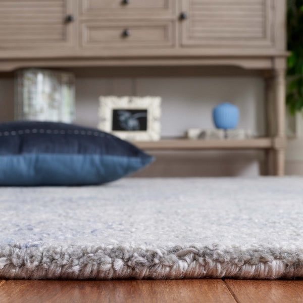 Safavieh Marquee 121 Hand Tufted Contemporary Rug Ivory / Grey MRQ121F-8