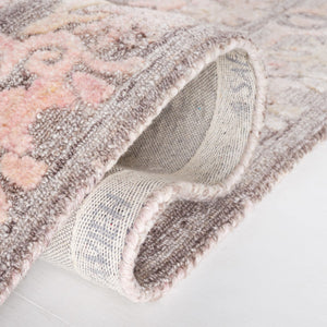 Safavieh Marquee 125 Hand Tufted Contemporary Rug Grey / Pink MRQ125F-8