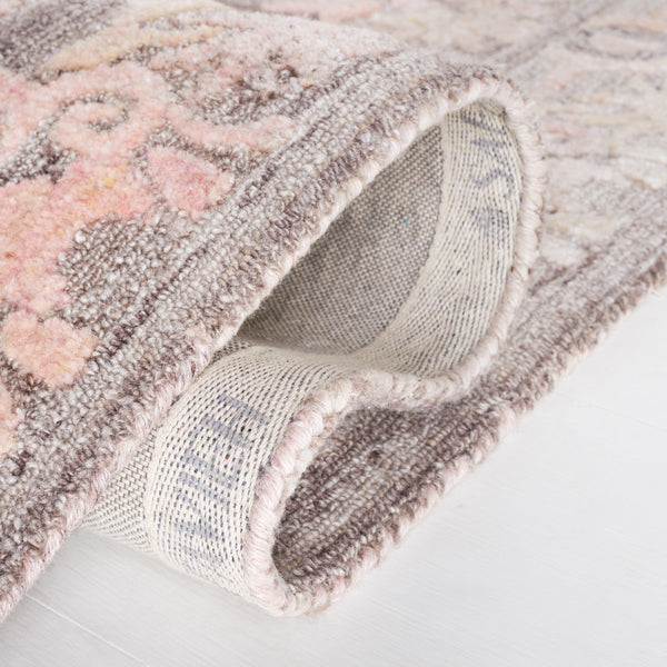 Safavieh Marquee 125 Hand Tufted Contemporary Rug Grey / Pink MRQ125F-8