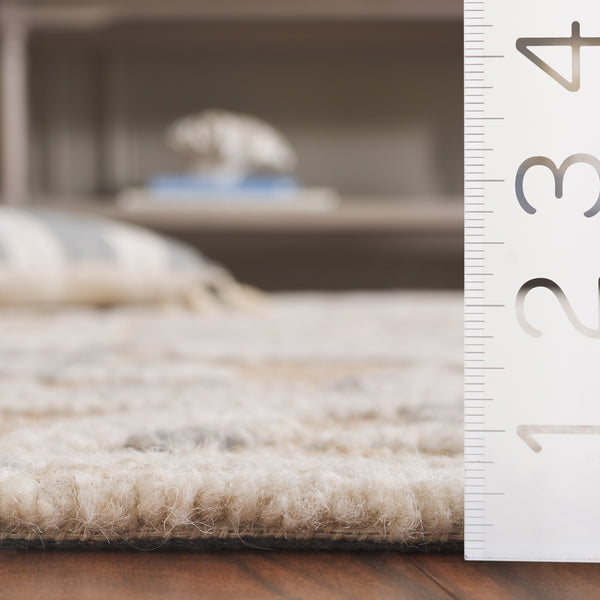 Safavieh Marquee Hand-tufted Indian Rug: Luxurious Wool & Cotton Blend, Perfect For Hallways & Entryways Rust ,Blue Wool And Cotton Mrq502p-6