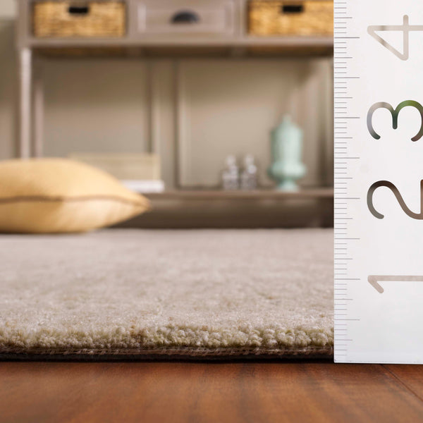 Safavieh Marquee Runner Rug - Hand-tufted Elegance With Luxurious Wool Blend For Stylish Home Decor Beige 80% Wool,20% Cotton Mrq507b-5