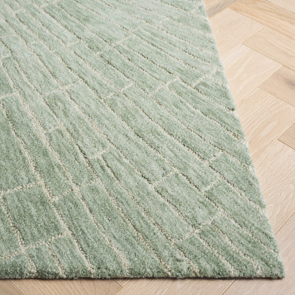 Safavieh Marquee Handcrafted Area Rug In Timeless Radial Design For Elegant Home Décor And Comfort Green 80% Wool,20% Cotton Mrq507y-4