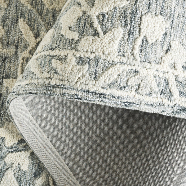 Safavieh Marquee Hand-tufted Area Rug In Elegant Floral Design – Timeless Home Decor For Style & Comfort Navy ,Grey 70% Wool,20% Cotton,10% Pet Yarn Mrq509n-4