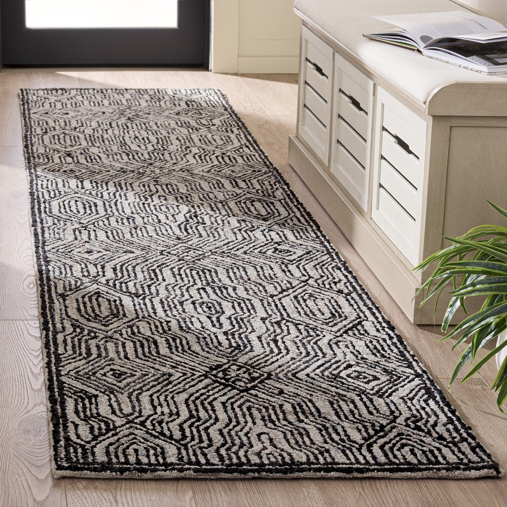 Safavieh Marquee Hand-Tufted Charcoal Ivory Rug — Plush Low-Pile Wool Blend, Durable Artisanal Design For Small Rooms 4'-0" x 6'-0" MRQ512H-4