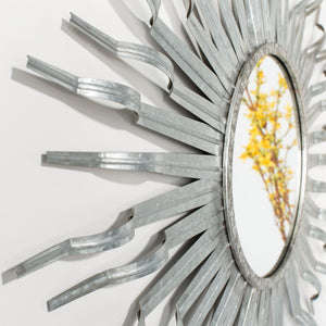 Safavieh NAYA Sunburst Mirror - Boho Chic Wall Decor with Radiant Gold Tines for Coastal Inspired Spaces Silver MRR1034C