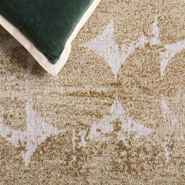 Safavieh Marvel Low-Profile Beige & Grey Area Rug 6'7"X9'6" — Belgian Power-Loomed, Slip-Resistant, Modern MRV670B-7