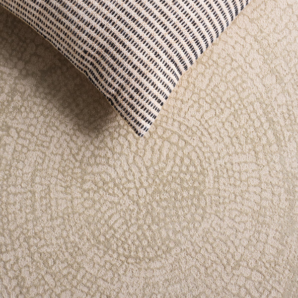 Safavieh Marvel Ivory Beige Low-Profile Area Rug — Minimalist Power-Loomed Viscose-Polyester Blend, Slip-Resistant Surface (5X7) 5'-1" x 7'-6" MRV860A-5
