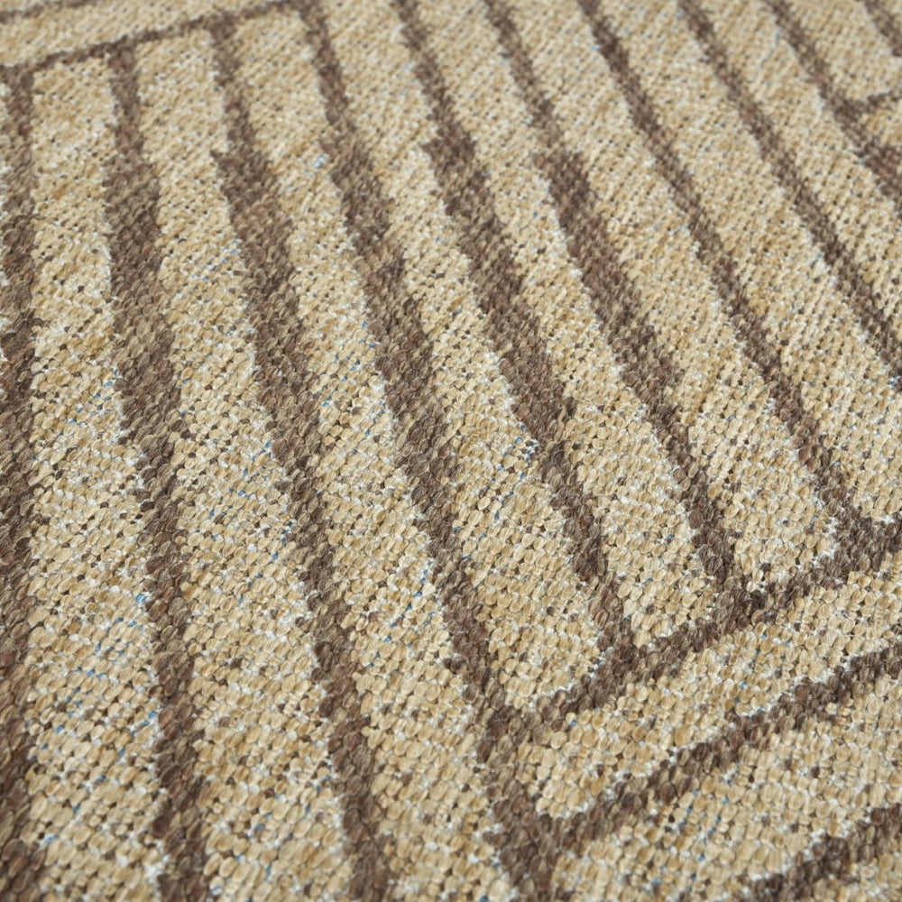 Amer Rugs Maryland Modern Geometric Indoor-outdoor Runner Rug For Living Room, Deck, Patio, Or Porch Makeover Beige Polypropylene Mry30406