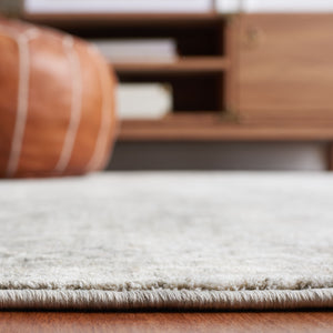 Safavieh Mason 8' X 10' Grey & Ivory Sage Area Rug – Elegant Transitional Design For Any Modern Space Grey ,Ivory Sage Polyester Msn110f-8