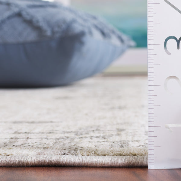 Safavieh Mason Transitional Area Rug - Luxurious Polyester Design With Timeless Motifs For Elegant Spaces Green ,Beige Polyester Msn120y-9