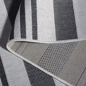 Safavieh Msr Indoor/Outdoor Area Rug - Stylish Striped Design In Sophisticated Grey Tones For Any Space Light Grey ,Charcoal Polypropylene Msr222f-5