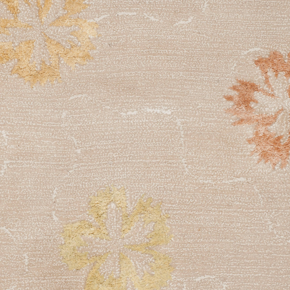 Safavieh Ms Artisan Area Rug In Blush Beige - Luxurious Floral Design For Elegant Home Décor, 2' 6" X 4' 3" Blush ,Beige 50% Viscos,50% Wool Msr3267a-3