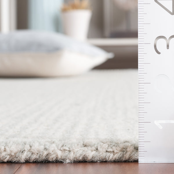 Safavieh Msr Tufted Abstract Area Rug - Exquisite Handcrafted Wool Design For Luxurious Home Decor Elegance Light Grey ,Ivory Wool Msr3378f-8