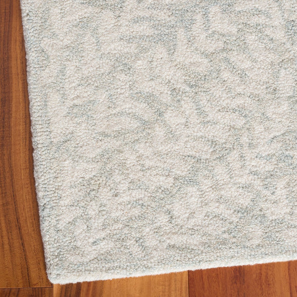 Safavieh Martha Hand-Tufted 8X10 Light Blue Ivory Floral Rug — 80% Wool 20% Cotton, Low-Profile Coastal Elegance MSR3552L-8