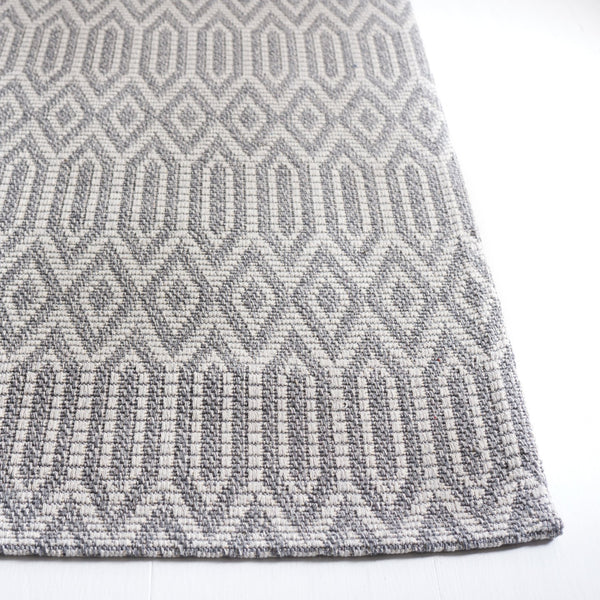 Safavieh Martha Stewart Cotton Area Rug - Elegant Transitional Design For Timeless Home Décor And Comfort Anthracite ,Light Grey 100% Cotton Msr405f-25