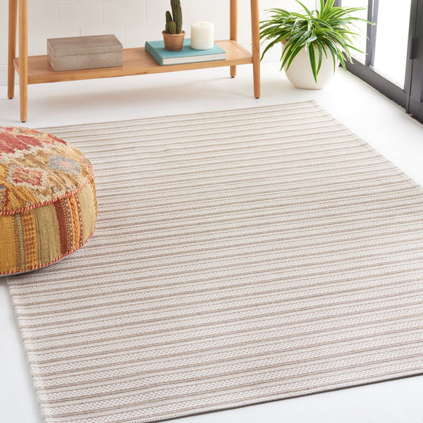Safavieh Martha Stewart Elegant Cotton Area Rug | Chic Striped Design For Cozy Home Decor Solutions Taupe ,Cream 100% Cotton Msr419e-6