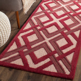 Safavieh Woven Lattice Hand Tufted  Rug Ivory / Red 2'-3" x 8'