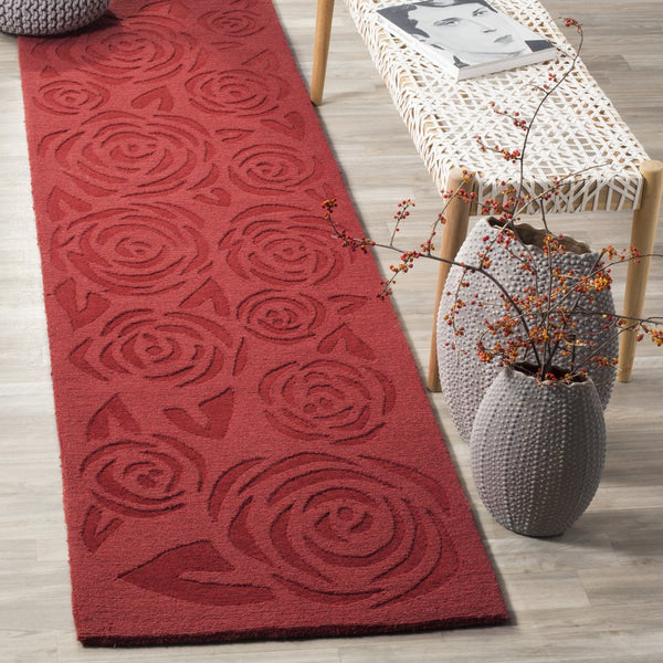 Safavieh Msr Hand-loomed Wool Pile Area Rug With Whimsical Rose Pattern For Elegant Home Decor And Comfort Vermillon Wool Pile Msr4618a-24