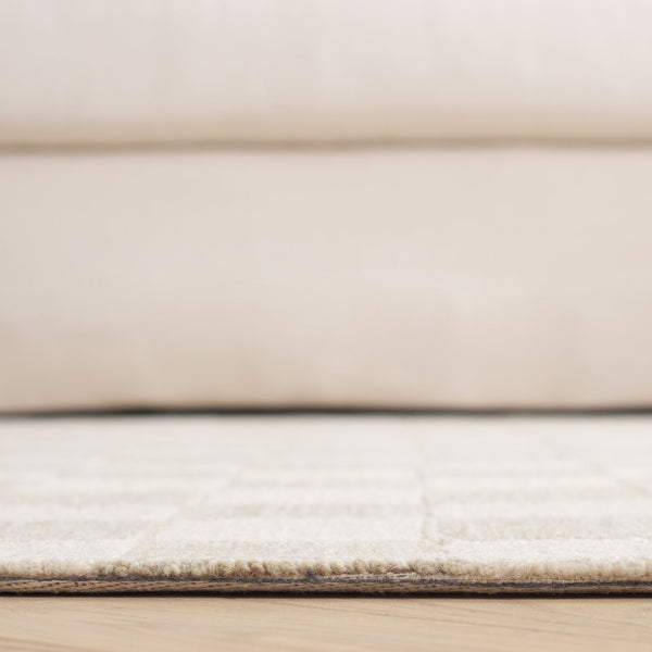 Safavieh Msr Contemporary Hand-tufted Area Rug - Luxurious Checkerboard Design For Modern Elegance In Any Room Beige ,Ivory 80% Wool,20% Cotton Msr4760b-4