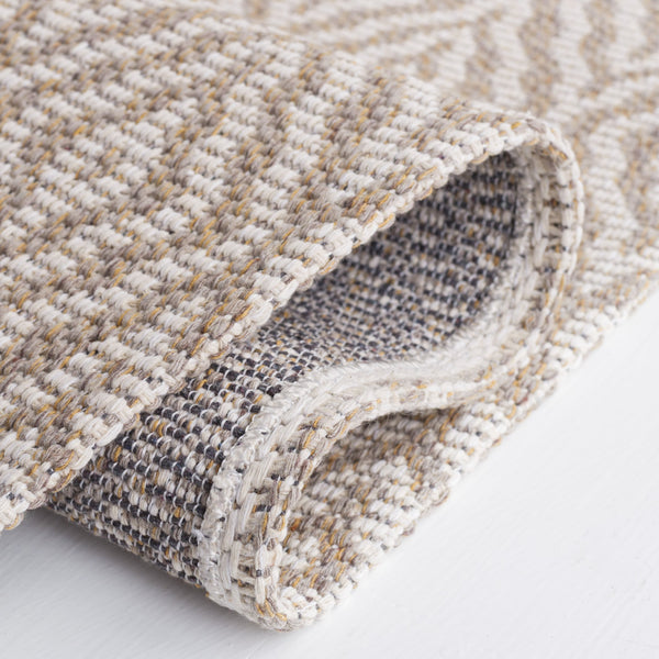 Safavieh Martha Stewart Cotton Area Rug: Elegant Geometric Design For Timeless Home Decor And Comfort Taupe ,Cream 100% Cotton Msr484e-25