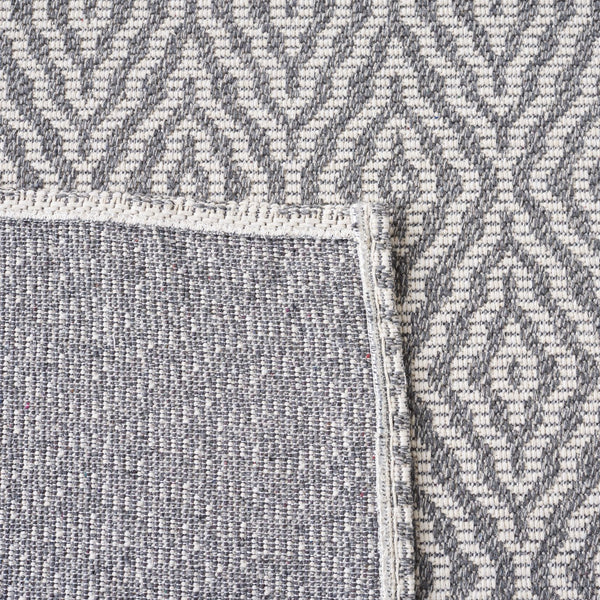 Safavieh Martha Stewart Cotton Area Rug: Elegant Geometric Design For Timeless Home Decor And Comfort Grey ,Ivory 100% Cotton Msr484f-4