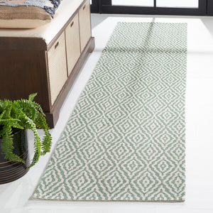 Safavieh Martha Stewart Cotton Area Rug: Elegant Geometric Design For Timeless Home Decor And Comfort Green ,Ivory 100% Cotton Msr484y-4