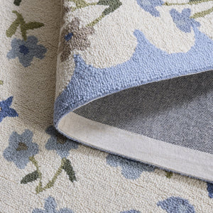 Safavieh Martha Hand‑Tufted Ivory & Light Blue Wool-Cotton Rug — Timeless Floral Motif, Low Pile Comfort 4'-0" x 6'-0" MSR4958A-4