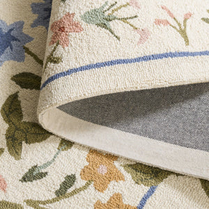 Safavieh Martha Hand-Tufted Wool-Cotton Square Rug In Ivory & Green Floral For Farmhouse, Living Room Warmth 6'-0" x 6'-0" MSR4959A-6SQ