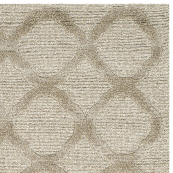 Safavieh Ms Signet Mist Accent Rug – Elegant 2'6" X 4'3" Geometric Design In Soft Hues For Contemporary Spaces Mist Silk & Wool Pile Msr5368c-3