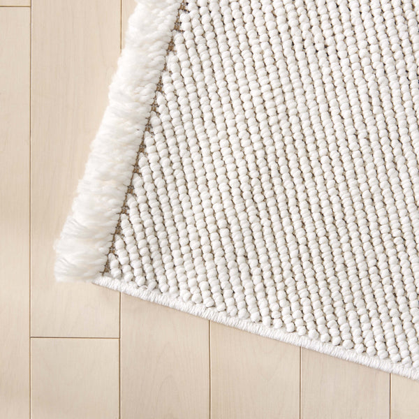Safavieh Martha Elegant Power-loomed Area Rug For Luxurious Comfort And Timeless Sophistication In Any Space Ivory 78% Polyester,14% Cotton,8% Latex Msr920a-4