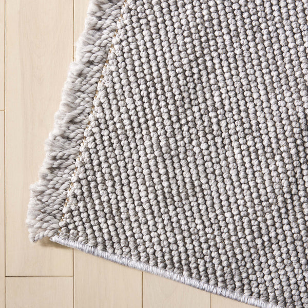 Safavieh Martha Elegant Power-loomed Area Rug For Luxurious Comfort And Timeless Sophistication In Any Space Grey 78% Polyester,14% Cotton,8% Latex Msr920f-4