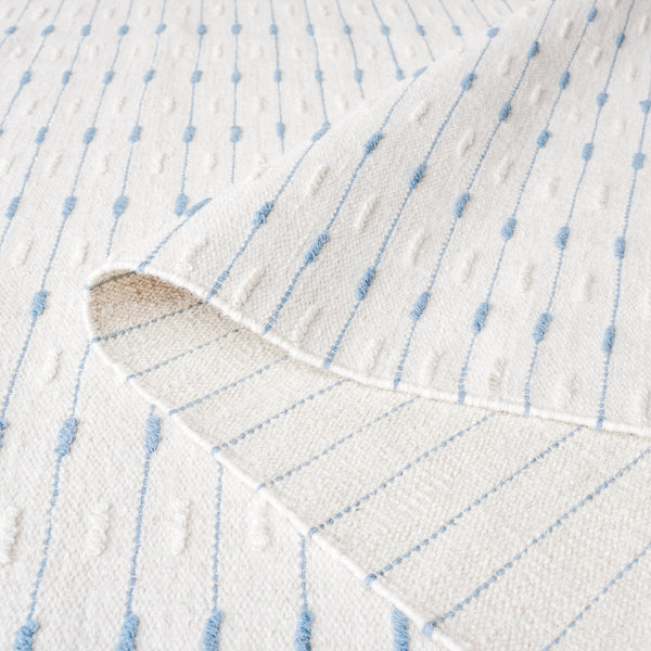 Safavieh Martha Handwoven 9X12 Light Blue & Ivory Wool-Cotton Rug — Low-Pile Scandinavian Geometric Style, Durable Elegance MSR9625K-9