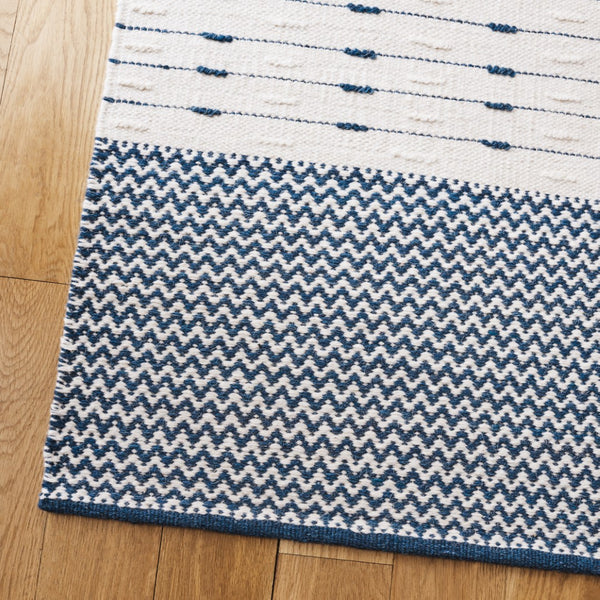 Safavieh Martha Handwoven Area Rug In Luxe Wool-cotton Blend For Modern Or Traditional Home Decor Elegance Navy ,Ivory 85% Wool 15% Cotton Msr9625n-4