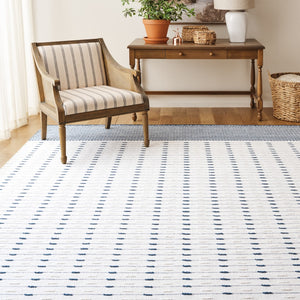 Safavieh Martha Handwoven Area Rug In Luxe Wool-cotton Blend For Modern Or Traditional Home Decor Elegance Navy ,Ivory 85% Wool 15% Cotton Msr9625n-4