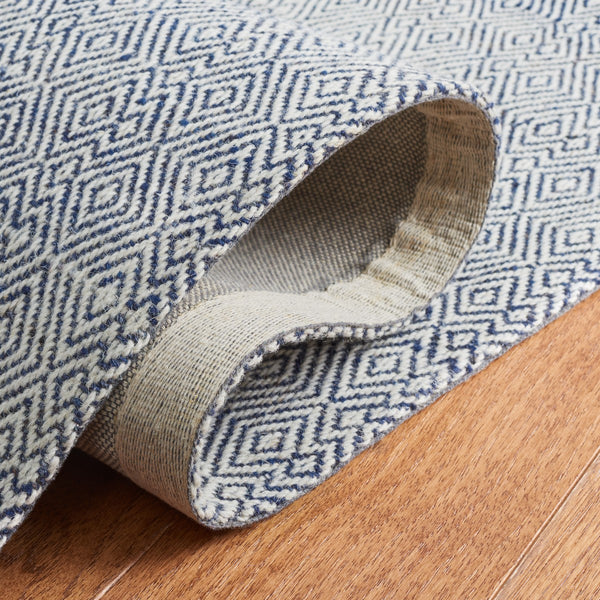 Safavieh Msr9675 Wilton Hand Woven Geometric Rug Blue / Ivory MSR9675M-8