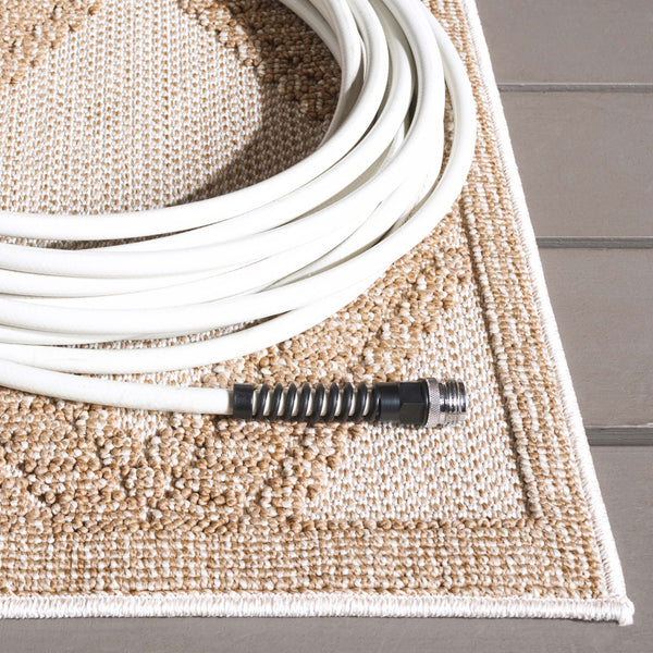 Safavieh Martha Stewart 6'7" Round Area Rug - Elegant Beige/Brown Geometric Design For Indoor & Outdoor Use Beige ,Brown Polypropylene Msro226b-7r