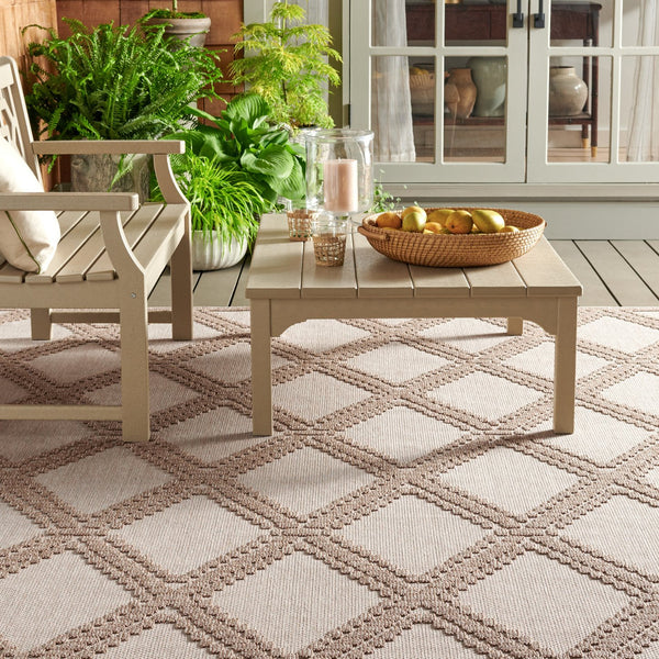 Safavieh Martha Stewart 6'7" Round Area Rug - Elegant Beige/Brown Geometric Design For Indoor & Outdoor Use Beige ,Brown Polypropylene Msro226b-7r