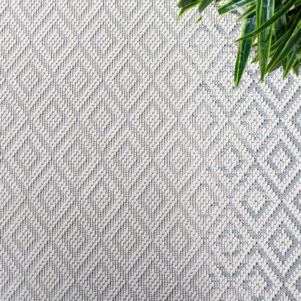 Safavieh Msr Stylish Geometric Area Rug 5'3" X 7'7" In Grey And Cream – Durable, Washable & Elegant Design Grey ,Cream Polypropylene Msro337f-5