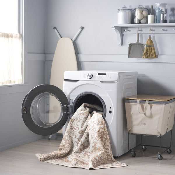 Safavieh Martha Stewart Washable Traditional Area Rug, Soft Polyester, Slip Resistant, Handcrafted Elegance Beige ,Gold Polyester Pile Msrw127b-25