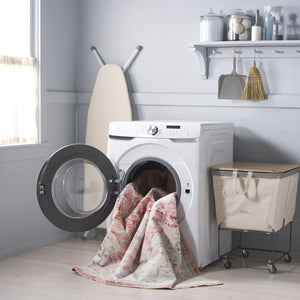 Safavieh Martha Stewart Washable Traditional Area Rug - Vibrant Rust And Gold, Durable Design For Any Space Rust ,Gold Polyester Pile Msrw156q-2745