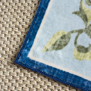 Safavieh Martha Stewart Washable Floral Runner Polyester Low Pile Rug for Hallway or Bedside 2'-3" x 3'-9" MSRW195M-2745