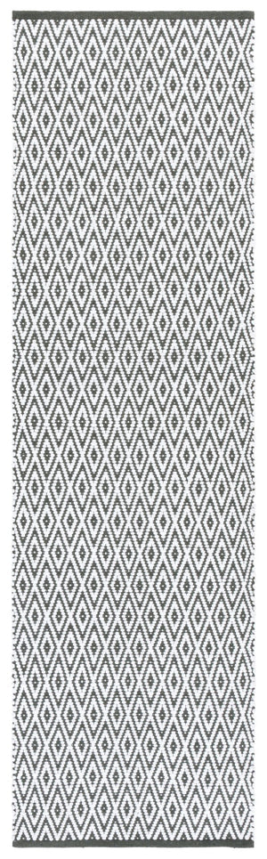 Safavieh Montauk Elegant Hand Woven Area Rug - Luxurious Soft Texture For Cozy Living Spaces And Décor Ivory ,Green 80% Paper Chindi,20% Cotton Mtk176y-6