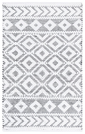 Safavieh Montauk Handwoven Area Rug - Chic Modern Design For Effortless Elegance And Easy Maintenance Ivory ,Black 80% Paper Chindi,20% Cotton Mtk178z-5
