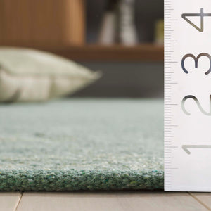 Safavieh Montauk Luxurious Handtufted Area Rug - Timeless Elegance For Any Room, Eco-friendly And Plush Comfort Green 75% Recycled Cotton & 25% Viscose Mtk321y-5