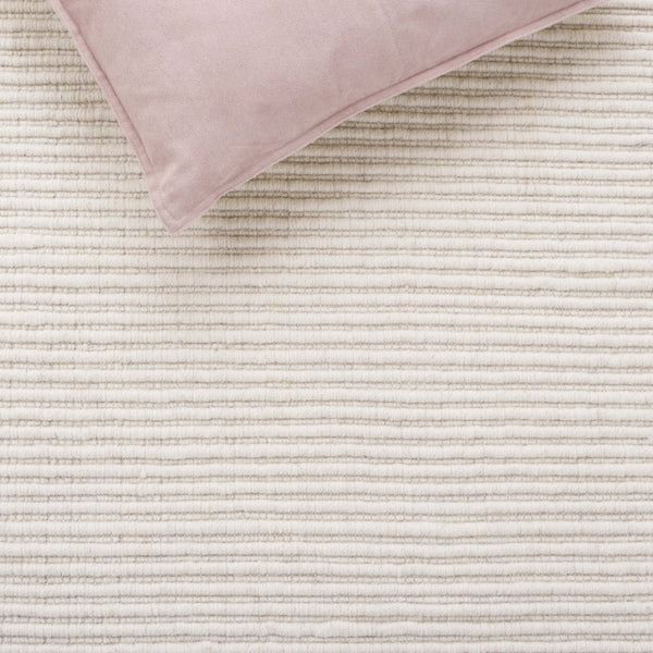 Safavieh Montauik Luxurious Handwoven Area Rug - Artisan Crafted Wool & Recycled Cotton For Timeless Elegance Ivory 85% Wool And 15% Recycled Cotton Mtk323a-4