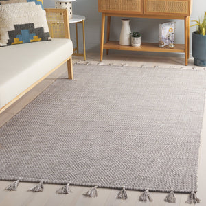 Safavieh Montauk 476b Area Rug - Timeless Elegance With Artisanal Tassels, Perfect For Any Home Decor Style Light Grey Cotton Mtk476f-29