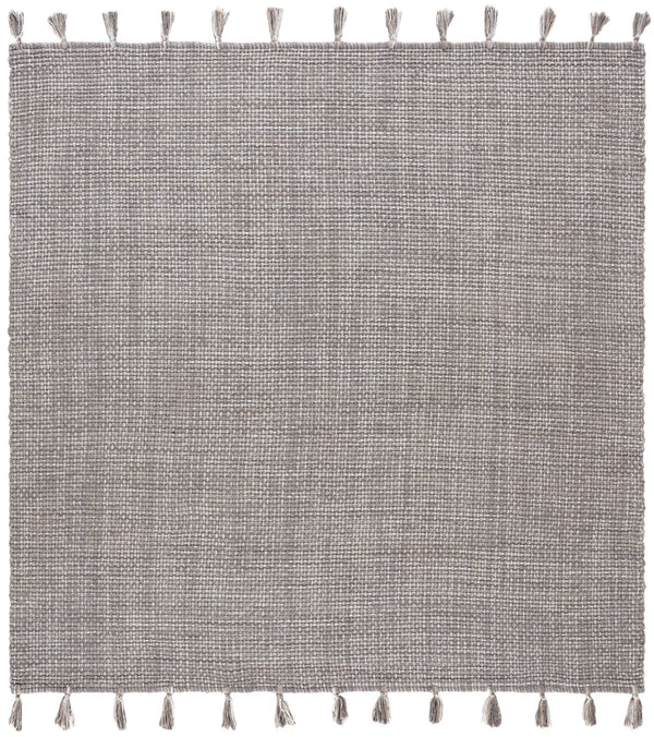 Safavieh Montauk 476b Area Rug - Timeless Elegance With Artisanal Tassels, Perfect For Any Home Decor Style Light Grey Cotton Mtk476f-29