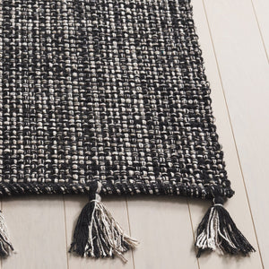Safavieh Montauk 476b Area Rug - Timeless Elegance With Artisanal Tassels, Perfect For Any Home Decor Style Black Cotton Mtk476z-8