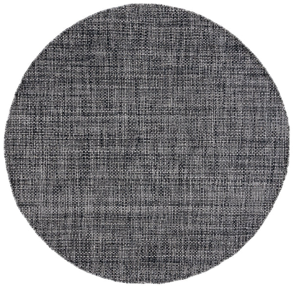 Safavieh Montauk 476b Area Rug - Timeless Elegance With Artisanal Tassels, Perfect For Any Home Decor Style Black Cotton Mtk476z-8